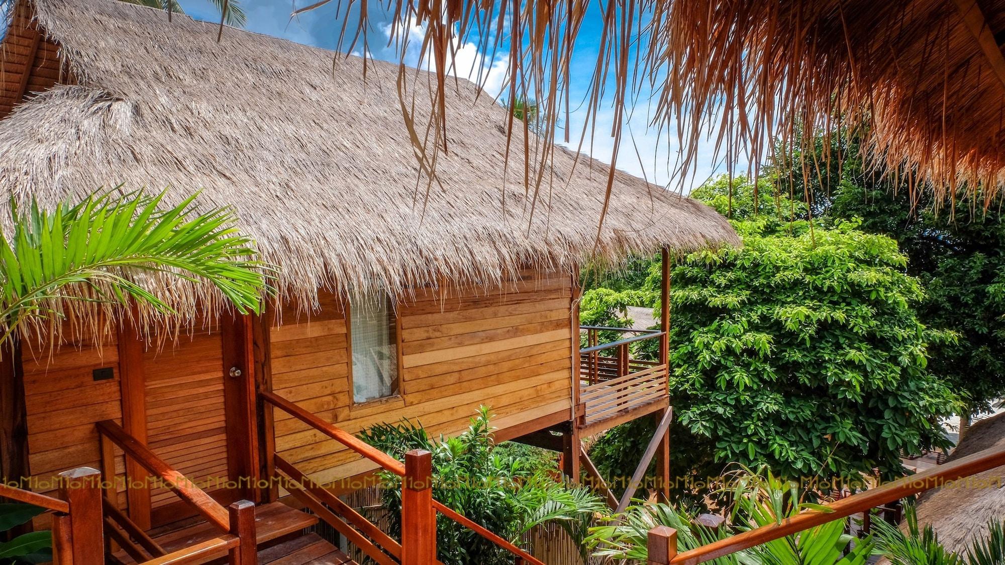 Ten Moons Lipe Resort Экстерьер фото