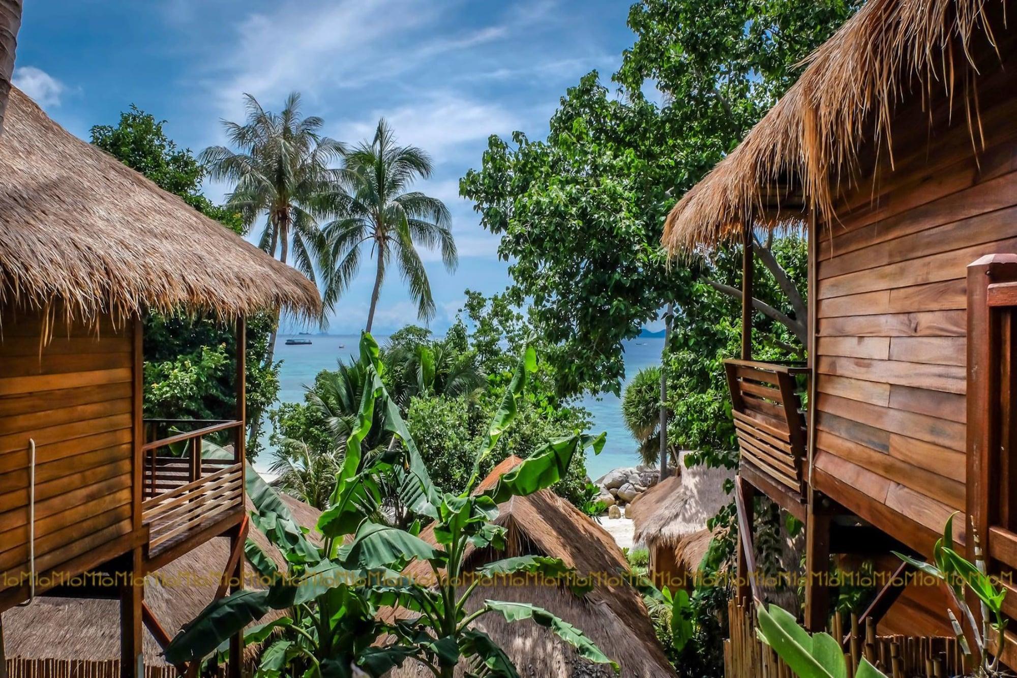 Ten Moons Lipe Resort Экстерьер фото