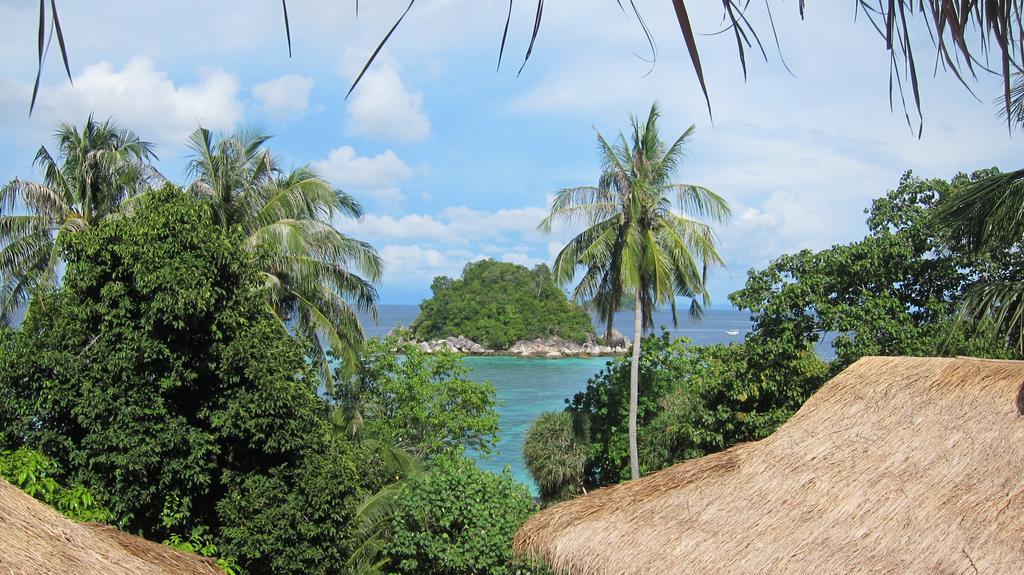 Ten Moons Lipe Resort Номер фото